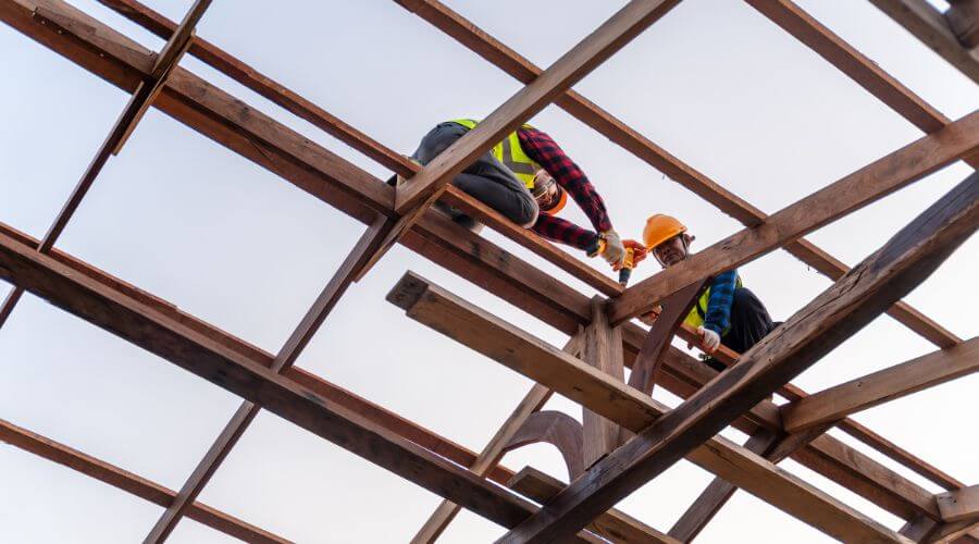 Professional gutter cleaning services in Coolville, OH